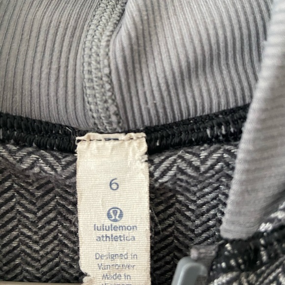 Lululemon jacket - Picture 3 of 5